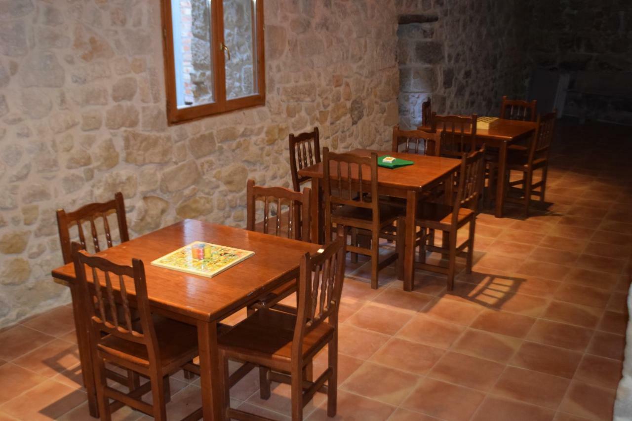 Apartamentos La Muralla Horta de Sant Joan Exterior foto